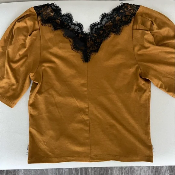 By Anthropologie lace-trimmed tee - Picture 4 of 11